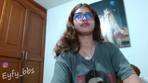 Nadia online show from October 3, 2025, 10:07 pm