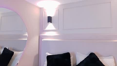 Snapshot of eymicooper chatting on November 8, 2025, 7:45 pm eymicooper online show from November 8, 2025, 7:45 pm