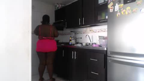 eyshaexotii online show from November 22, 2025, 5:12 pm