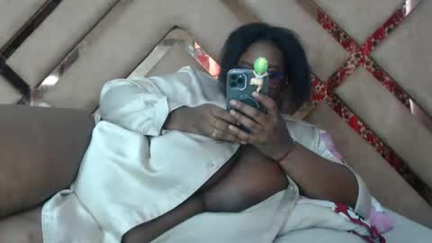 Snapshot of eyshaexotii chatting on March 5, 2026, 6:59 pm eyshaexotii online show from March 5, 2026, 6:59 pm