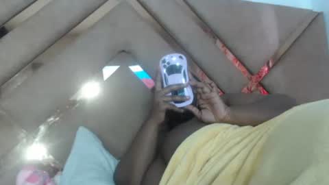 Snapshot of eyshaexotii chatting on April 30, 2026, 6:25 pm eyshaexotii online show from April 30, 2026, 6:25 pm
