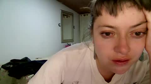 Snapshot of ezlngirl chatting on January 22, 2025, 12:48 am Aimee online show from January 22, 2025, 12:48 am