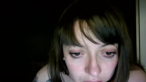Snapshot of ezlngirl chatting on February 23, 2025, 4:28 am Aimee online show from February 23, 2025, 4:28 am