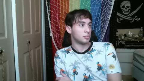 Ezra Naamah online show from February 11, 2026, 10:04 pm