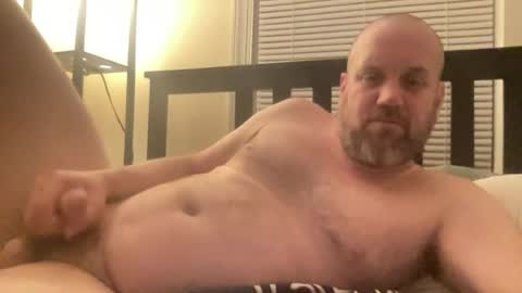 Snapshot of ezrandomguy chatting on June 19, 2026, 3:22 am ezrandomguy online show from June 19, 2026, 3:22 am