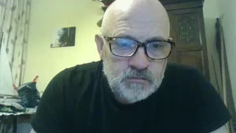 f1zzeek online show from April 4, 2026, 10:40 pm