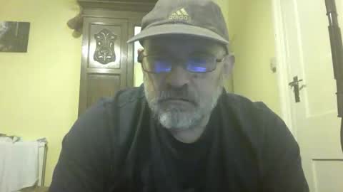 f1zzeek online show from April 25, 2026, 10:29 pm