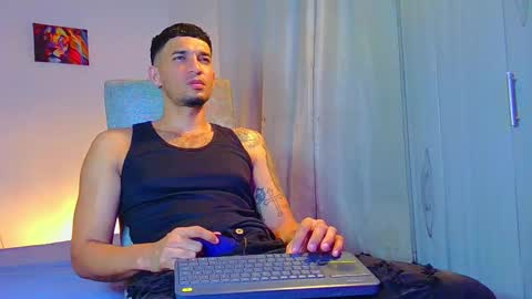 Snapshot of fabi_calde chatting on December 19, 2025, 2:40 am fabi online show from December 19, 2025, 2:40 am