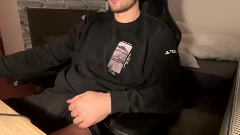 Call me bitch online show from December 6, 2024, 4:17 pm