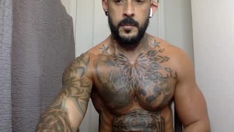 Snapshot of fabianelgalan chatting on December 15, 2024, 3:34 am Fabianelgalan online show from December 15, 2024, 3:34 am