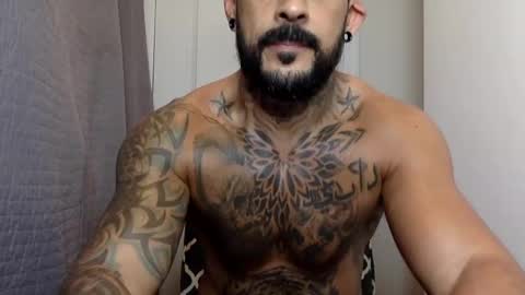 Snapshot of fabianelgalan chatting on December 27, 2024, 3:53 am Fabianelgalan online show from December 27, 2024, 3:53 am