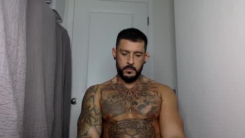 Snapshot of fabianelgalan chatting on February 3, 2025, 4:04 am Fabianelgalan online show from February 3, 2025, 4:04 am