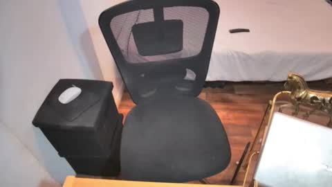 fabiano_hernandes30 online show from November 22, 2025, 6:18 pm