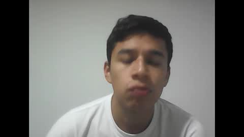 R online show from September 25, 2025, 3:43 am