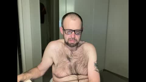 fabiothick online show from May 18, 2026, 11:32 pm