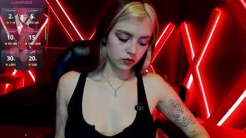 Snapshot of fabzy_fab chatting on May 23, 2026, 12:20 pm fabzy online show from May 23, 2026, 12:20 pm