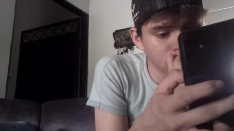 Snapshot of faceboy07 chatting on March 27, 2026, 8:30 pm faceboy07 online show from March 27, 2026, 8:30 pm