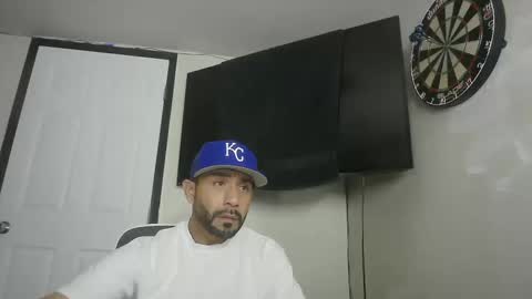 Mark online show from October 20, 2025, 9:32 am