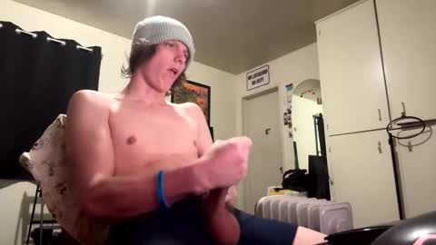 fadedboy4u online show from December 17, 2025, 6:14 pm