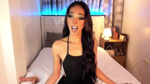 Snapshot of faelore_ chatting on December 19, 2024, 11:03 pm faelore online show from December 19, 2024, 11:03 pm