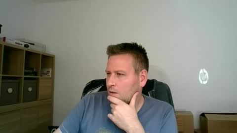 Snapshot of faer_087 chatting on September 10, 2025, 11:32 am faer_087 online show from September 10, 2025, 11:32 am