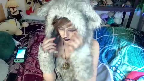 faewildflower online show from November 30, 2025, 4:38 am