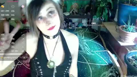 faewildflower online show from December 2, 2025, 4:29 am