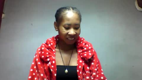faiqua95 online show from April 27, 2026, 6:33 am