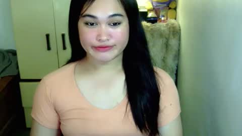 Snapshot of fairy_cuddle chatting on April 19, 2026, 12:37 pm call me shanaia online show from April 19, 2026, 12:37 pm