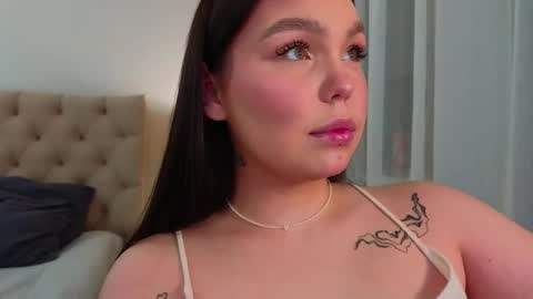 Snapshot of fairy_mairy chatting on December 5, 2024, 5:37 am Mairy online show from December 5, 2024, 5:37 am