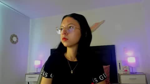 Natalye online show from April 28, 2026, 6:57 pm