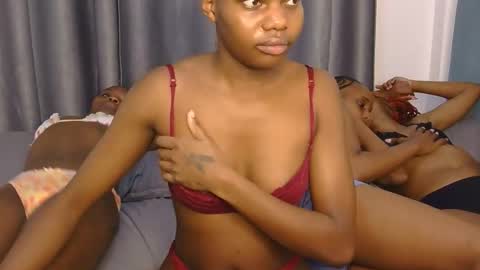fairy_pearl online show from May 20, 2026, 4:18 am