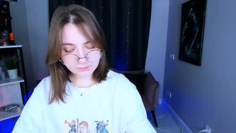 Snapshot of fairy_tara chatting on November 4, 2025, 1:54 pm Tara online show from November 4, 2025, 1:54 pm