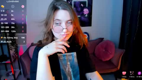 Snapshot of fairy_tara chatting on November 23, 2025, 2:33 am Tara online show from November 23, 2025, 2:33 am