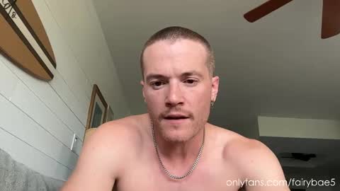 Snapshot of fairybae5 chatting on September 19, 2025, 2:13 am Travis online show from September 19, 2025, 2:13 am