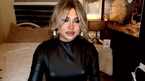 CLAUDIA VALVALERA online show from February 6, 2026, 11:02 am