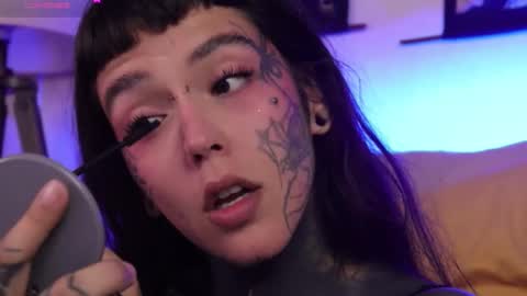 Snapshot of fairyflexxx chatting on October 30, 2025, 11:38 pm Fairy online show from October 30, 2025, 11:38 pm