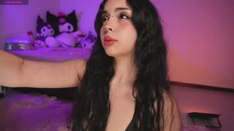 Snapshot of fairyyy1 chatting on May 14, 2026, 4:41 am Sara REMEMBER TO LEAVE A THUMB UP online show from May 14, 2026, 4:41 am