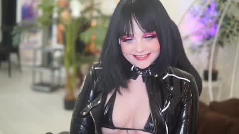 faith_chan online show from December 5, 2024, 1:58 am