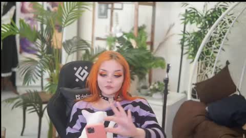 faith_chan online show from February 25, 2025, 4:24 am