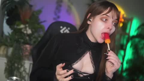 Snapshot of faith_chan chatting on April 25, 2026, 3:53 am faith_chan online show from April 25, 2026, 3:53 am