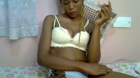 faizah_ online show from March 28, 2026, 12:27 pm