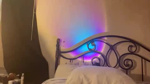 fallen_jezabel online show from November 15, 2025, 1:47 am