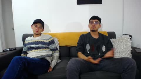 Snapshot of fallgays chatting on December 24, 2024, 3:26 pm FallGays online show from December 24, 2024, 3:26 pm