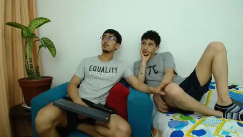 FallGays online show from May 5, 2026, 1:35 am