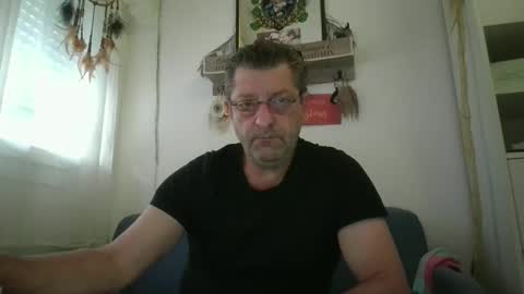 Snapshot of falushp chatting on May 5, 2026, 6:10 am falushp online show from May 5, 2026, 6:10 am