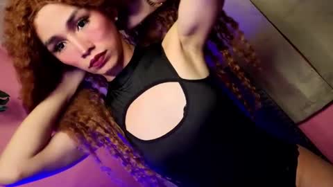 Snapshot of familystroke_twinny8 chatting on February 21, 2025, 5:42 pm Alexandra x Alexandro online show from February 21, 2025, 5:42 pm