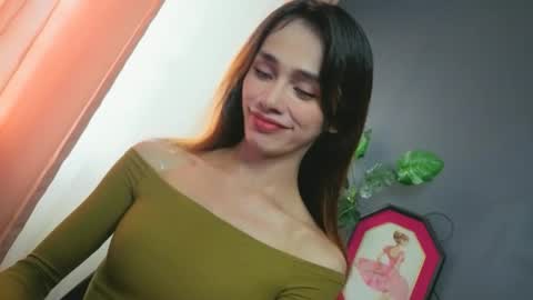 Snapshot of familystroke_twinny8 chatting on October 27, 2025, 7:45 am Alexandra x Alexandro online show from October 27, 2025, 7:45 am