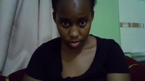 Snapshot of famous_bear chatting on January 31, 2026, 8:29 pm famous_bear online show from January 31, 2026, 8:29 pm