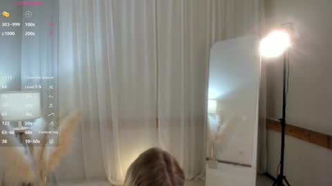 Snapshot of fancyamelia chatting on November 16, 2025, 12:33 pm fancyamelia online show from November 16, 2025, 12:33 pm